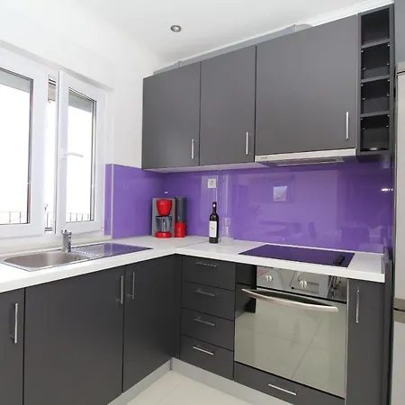 Pivac アパート *