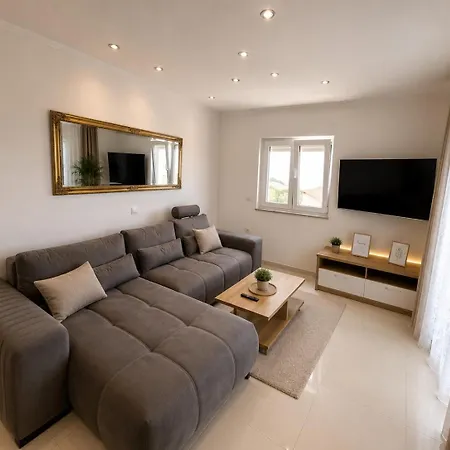Apartment Pivac *