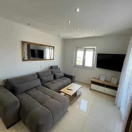 Apartment Pivac