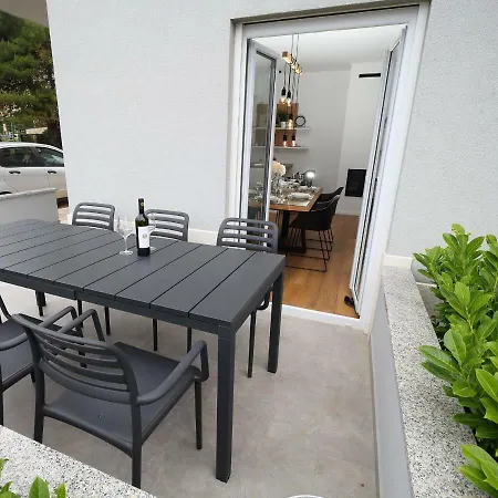 Pivac Apartment Makarska